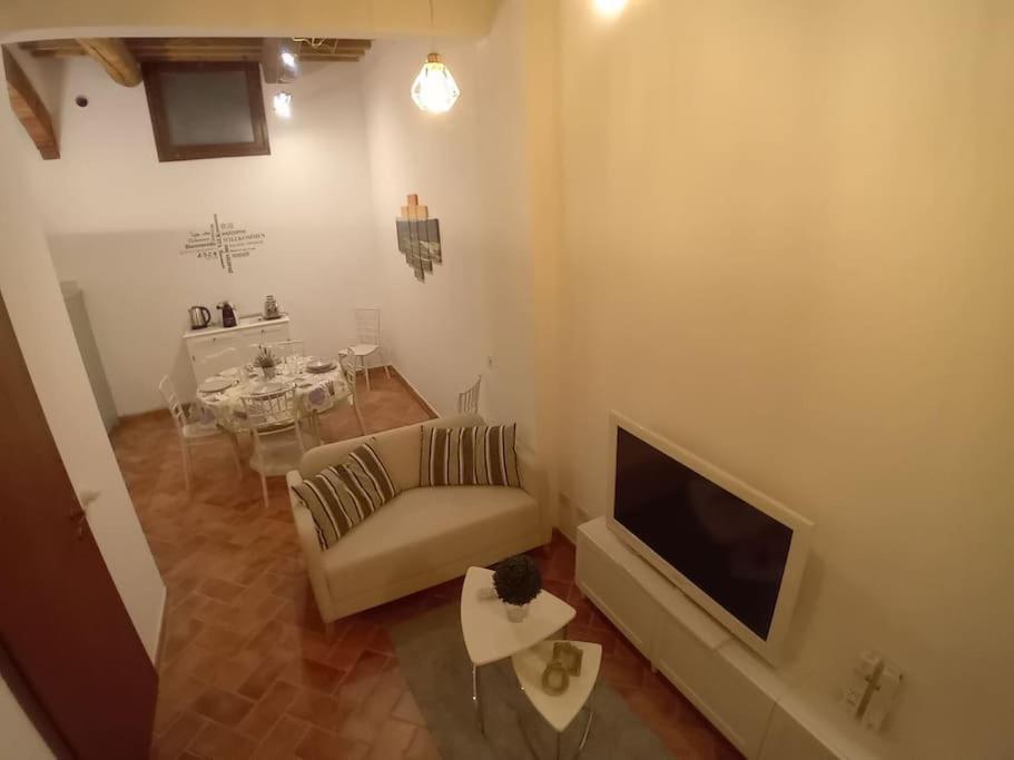 Casa Torre Borgo Dei Borghi Apartment